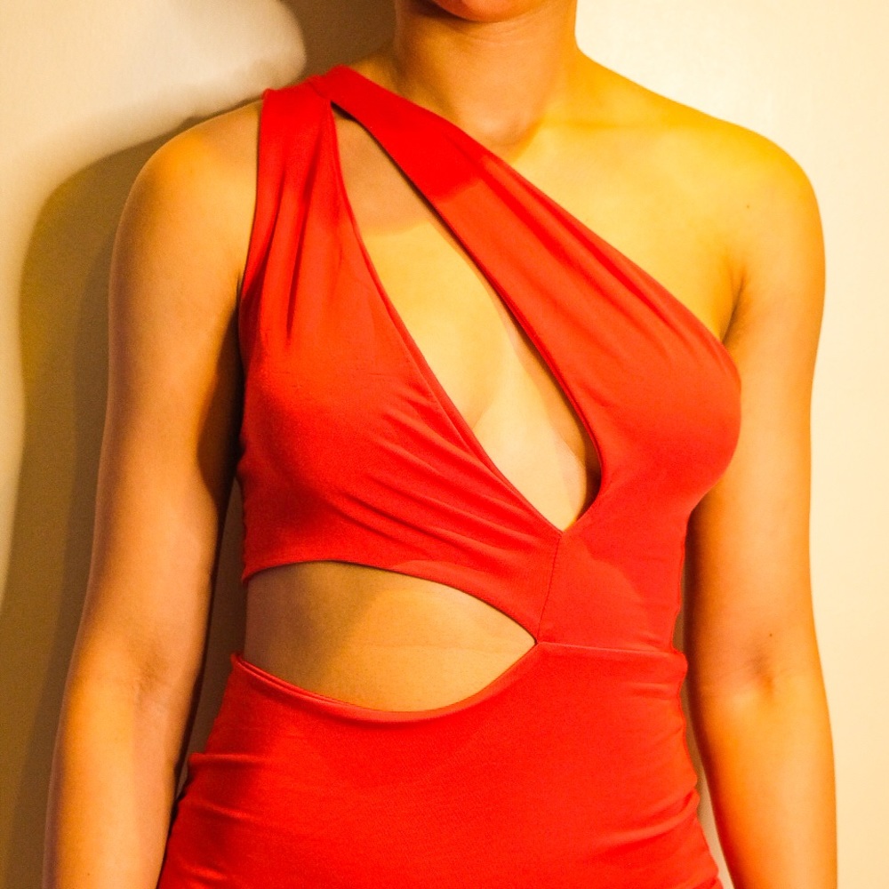 HOT night out! Red cut out mini dress❤️‍🔥